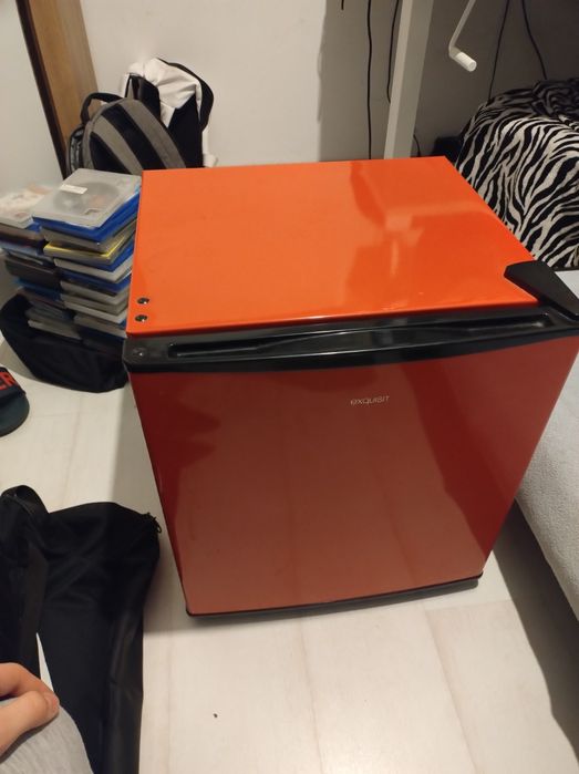 Lodówka Exquisit KB05-15 Czerwona