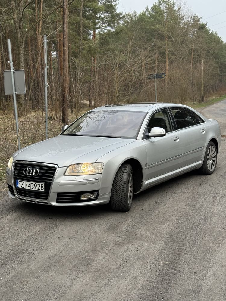 Audi A8, s8, d3, 4.2 fsi 350km V8 Long Quattro