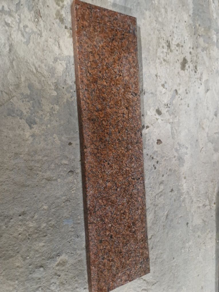 Parapety granitowe Vanga