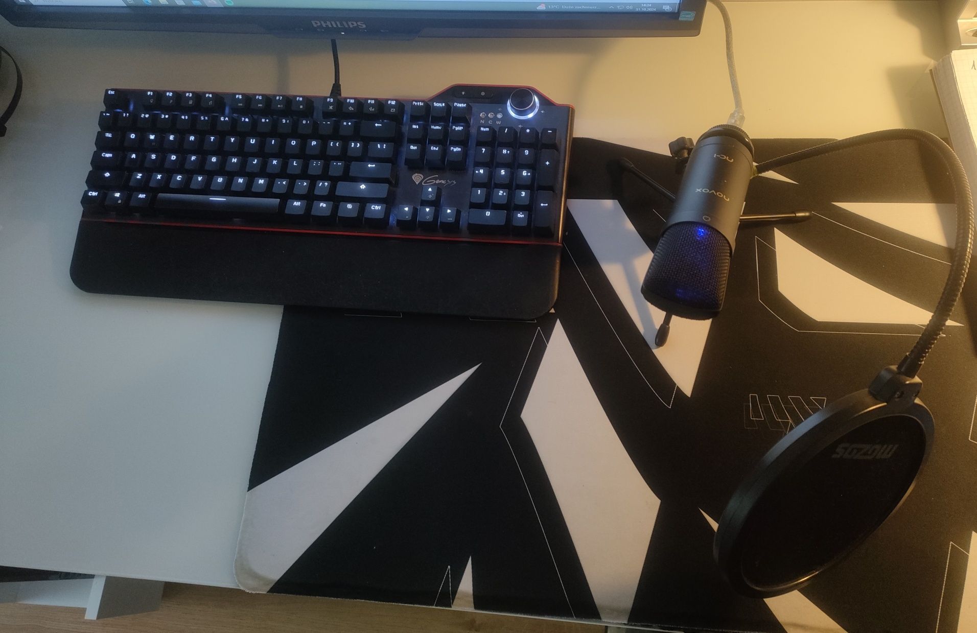 Komputer i7 3.40ghz, + akcesoria, monitor, klawiatura, mikrofon,