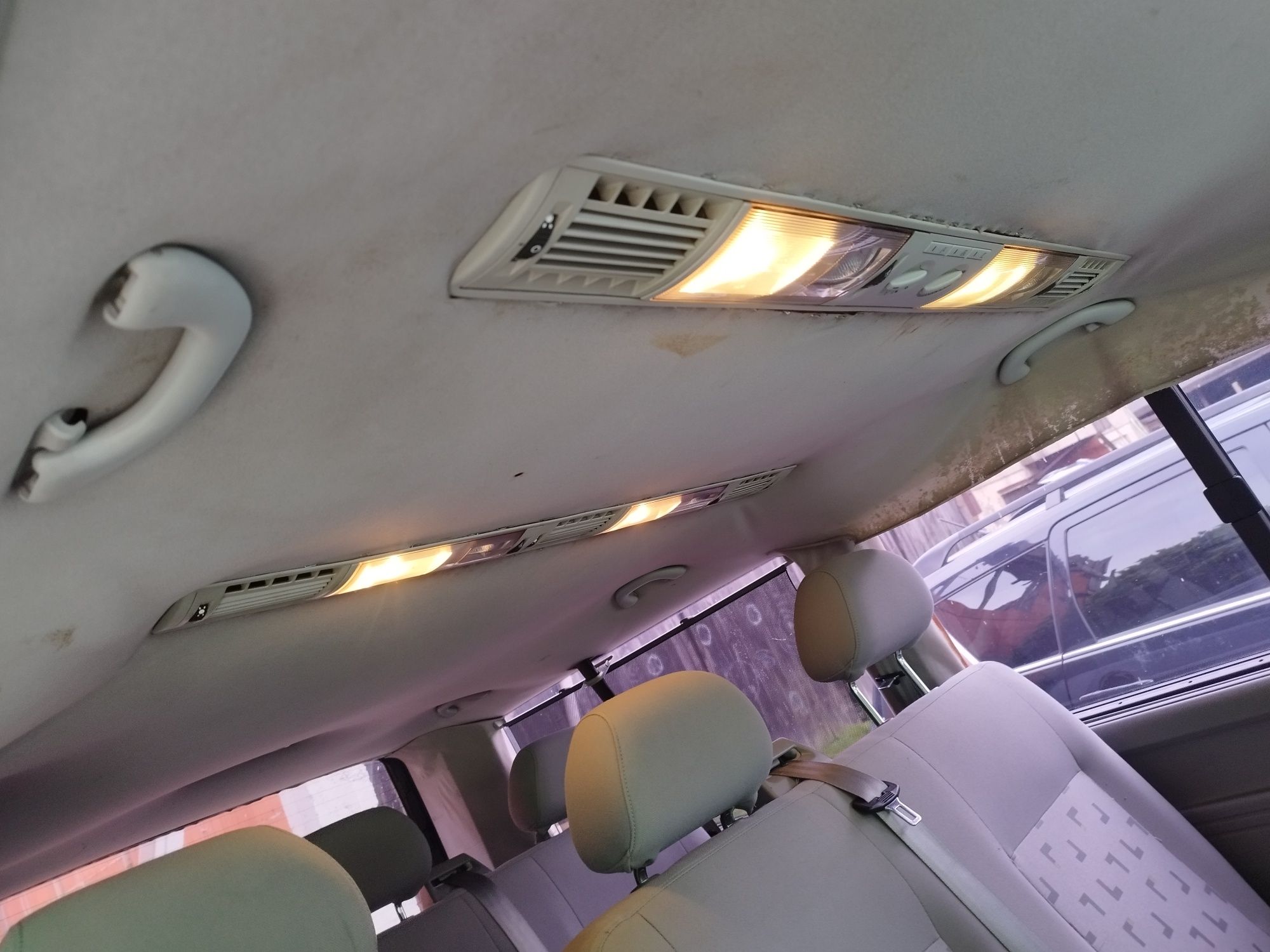 VW Transporter T5 2,5 174KM