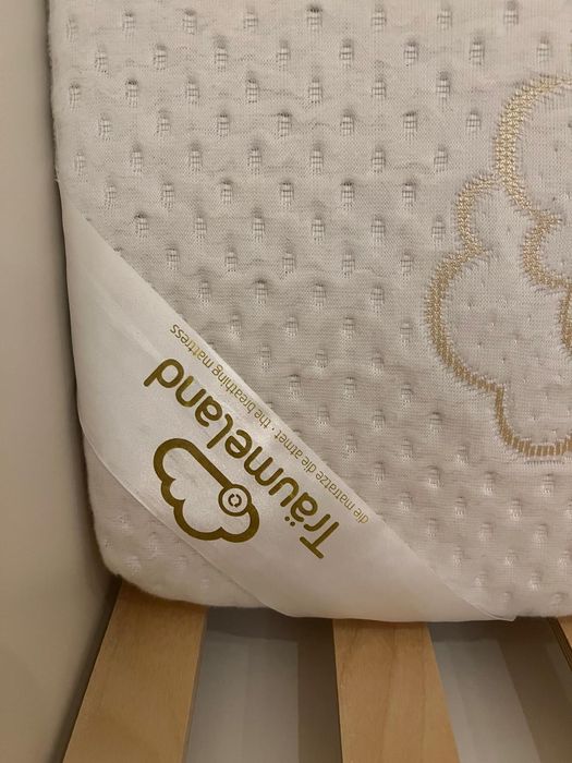 Łóżeczko Bellamy Ines 140x70 z funkcją tapczanika + markowy materac