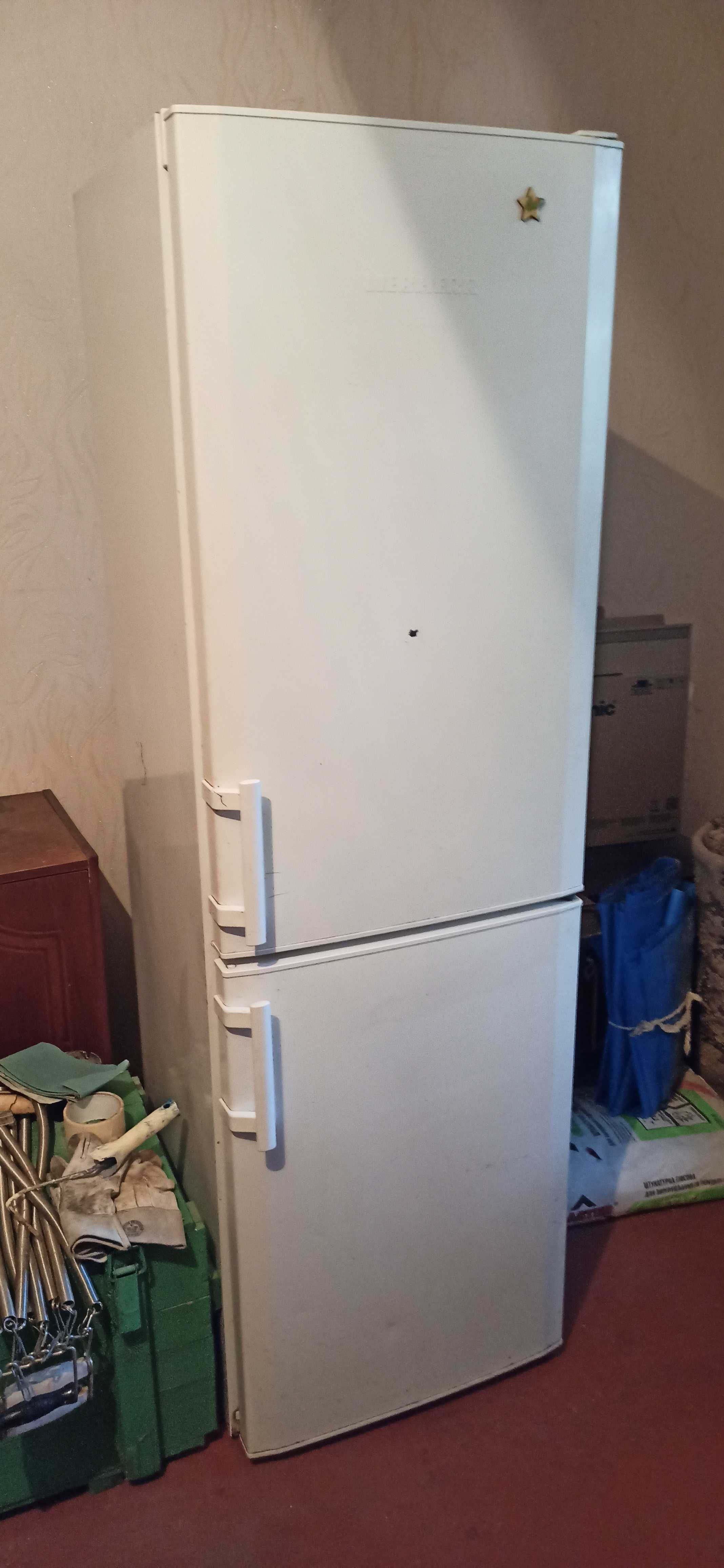 Холодильник Liebherr CUP 3021 б/у не рабочий компресор