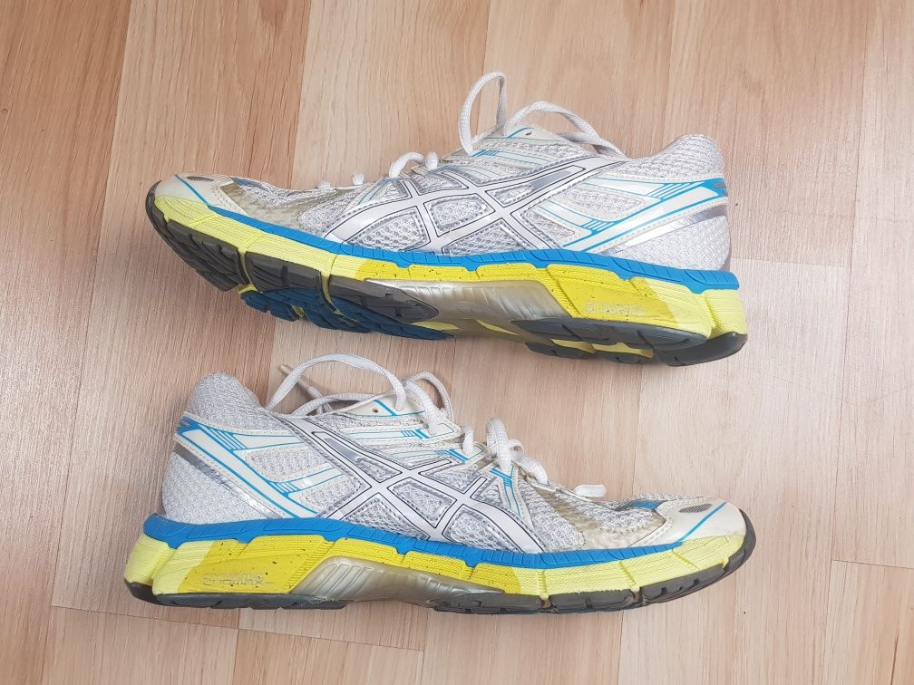 Buty do biegania Asics T2L5N (2A) Gt-2000 roz. 40