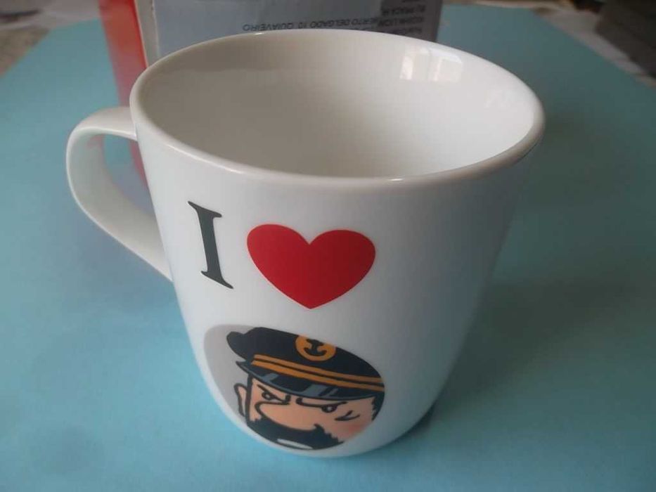Caneca do Cap. Haddock, brinde da coleção de figuras do Tintin.
