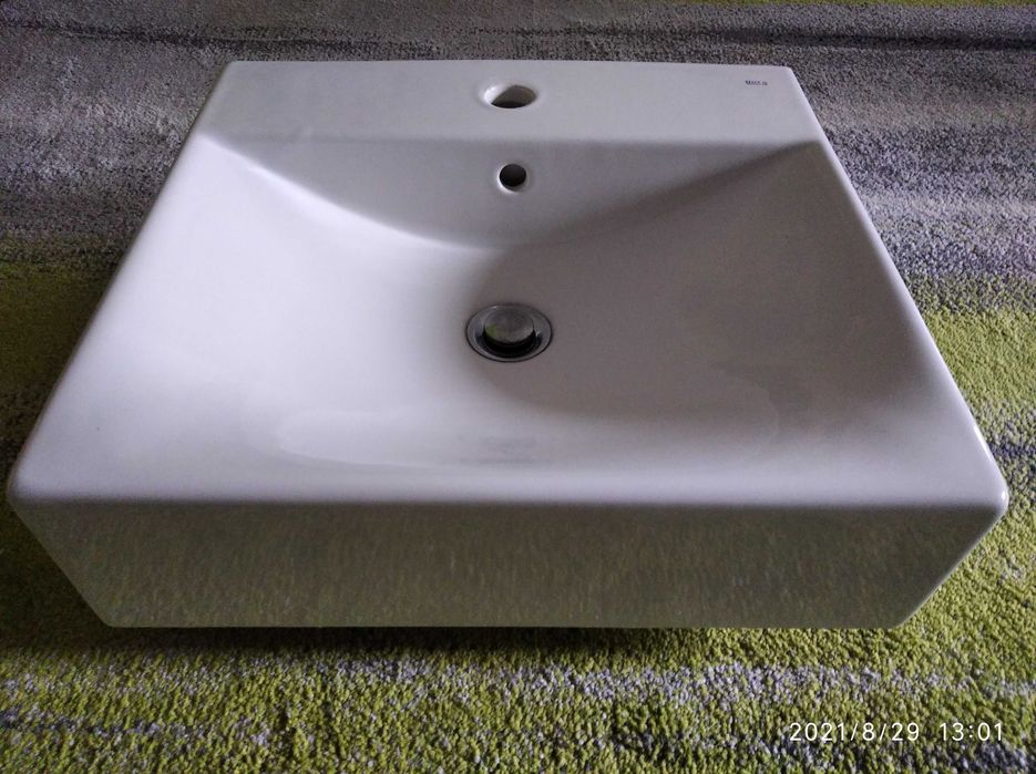 Umywalka Roca 47cmx44cm
