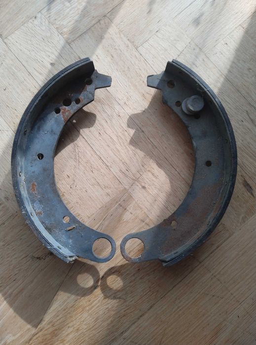Kompletne Szczęki Hamulcowe Okładziny Fso Syrena Żuk Warszawa Uaz Gaz