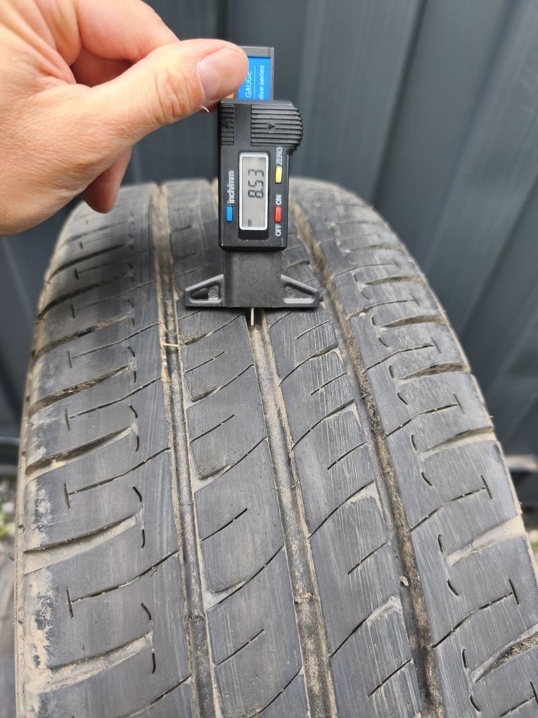225/65 16C Michelin Agilis