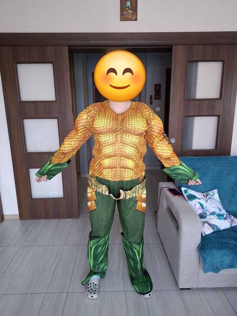 Strój super aquamana