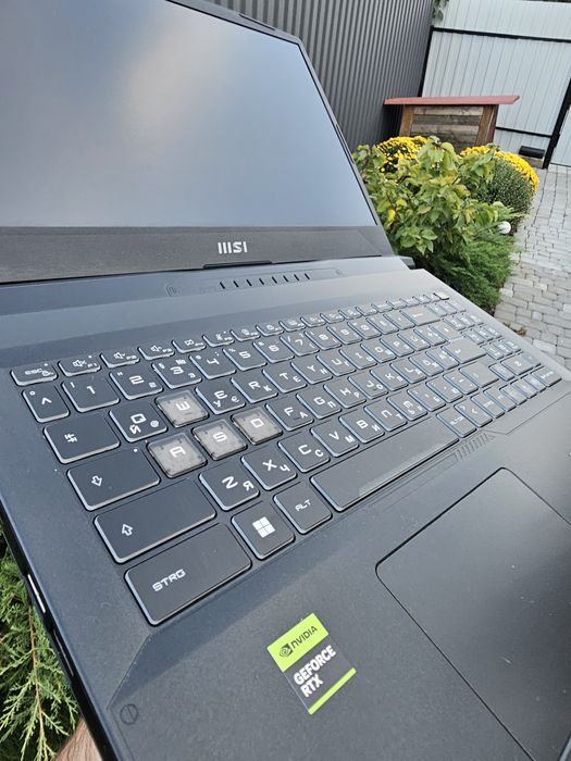 Msi katana 15 rtx4070 состояние отличное