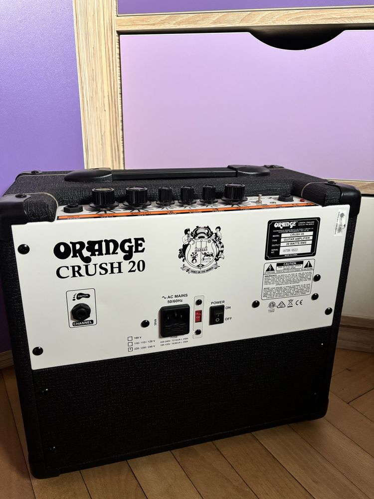 Nowy Wzmacniacz gitarowy typu combo Orange Crush 20 BK