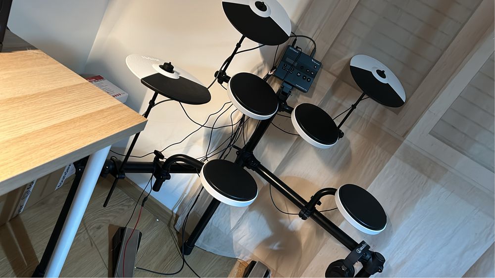 Bateria Eléctrica Roland TD-02K V-Drums