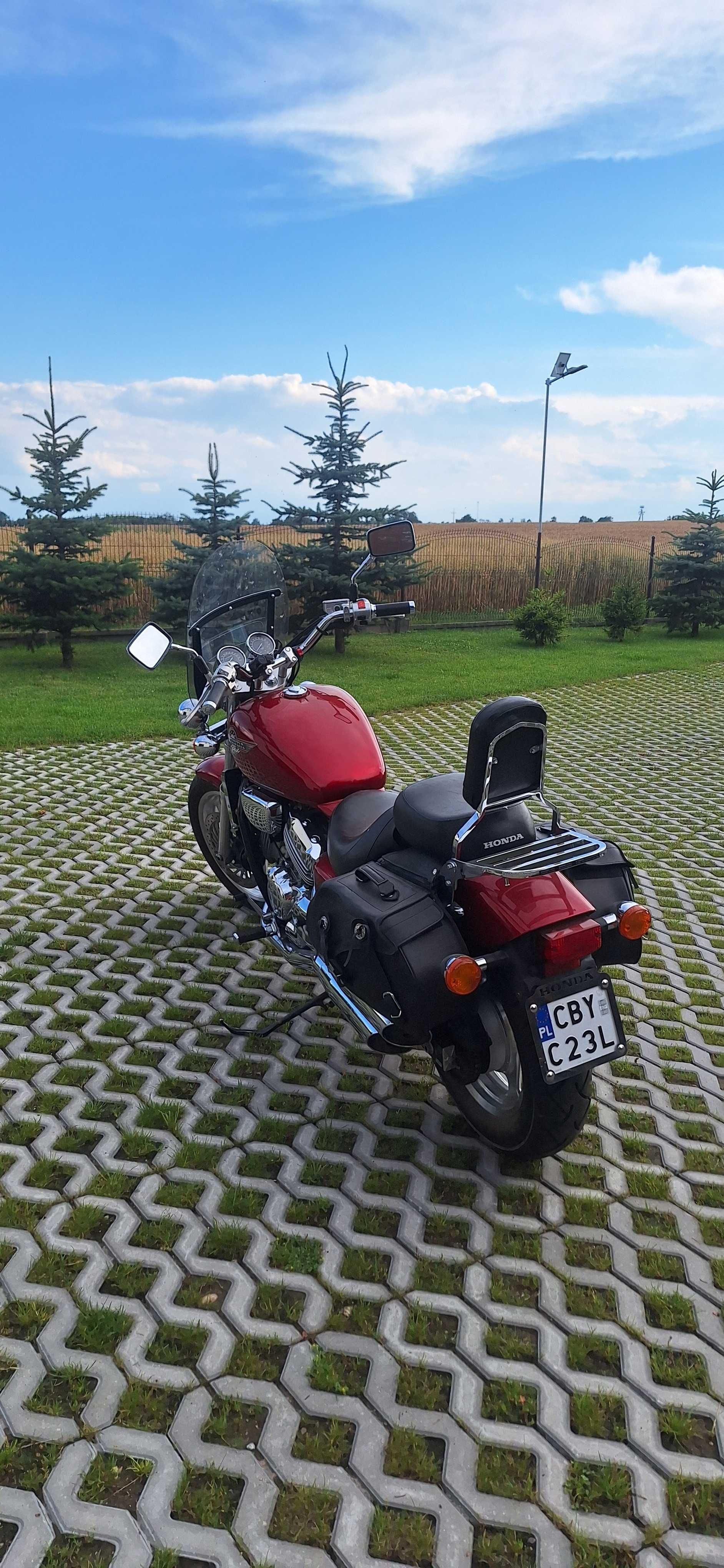 Honda VF 750C Magna