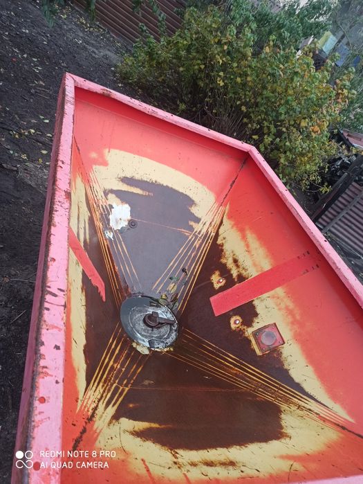 Rozsiewacz Kuhn Rauch Zsb 900