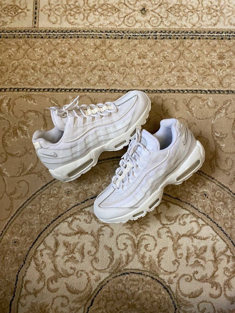 Кроссовки Nike Air Max 95