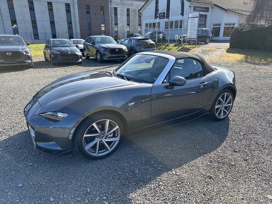 Бампер Mazda MX5 2016- разборка мх5 запчастини