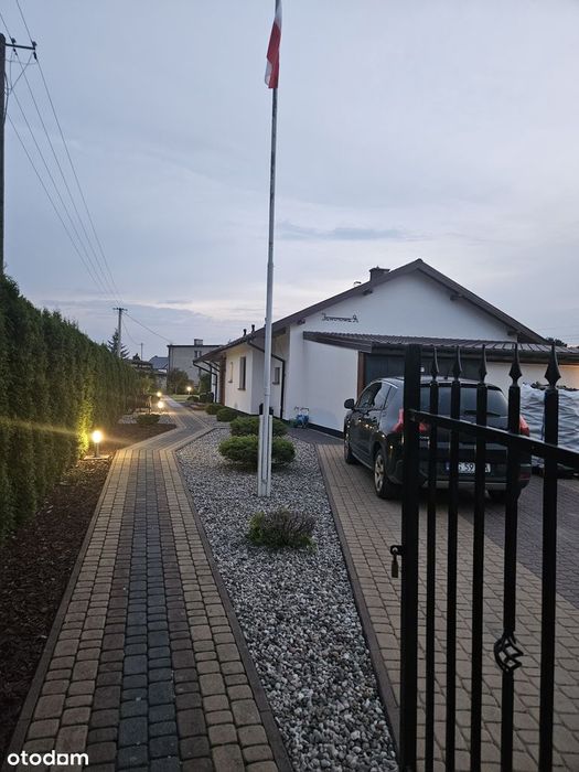 Sprzedam dom jednorodzinny