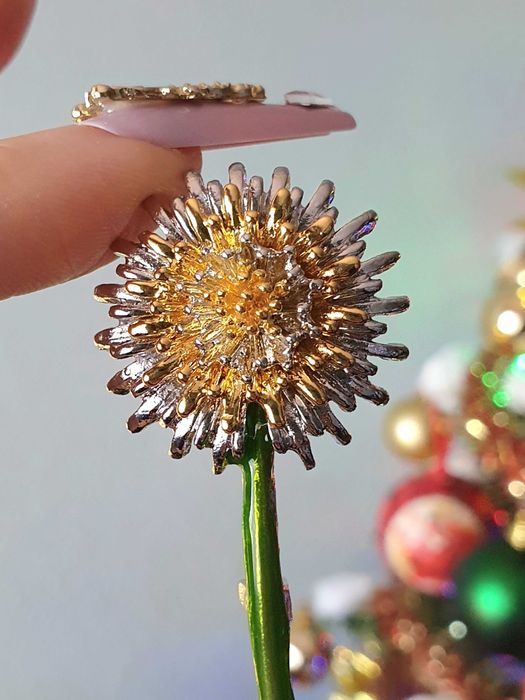 Broche / pregadeira /alfinete dente de leão 3D prateado dourado emalte