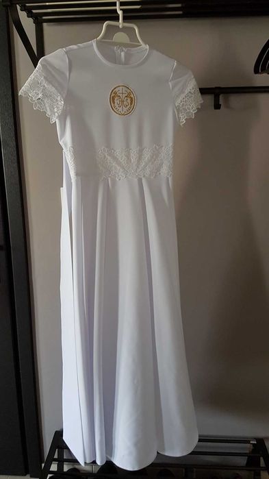Sukienka komunijna z dodatkami
