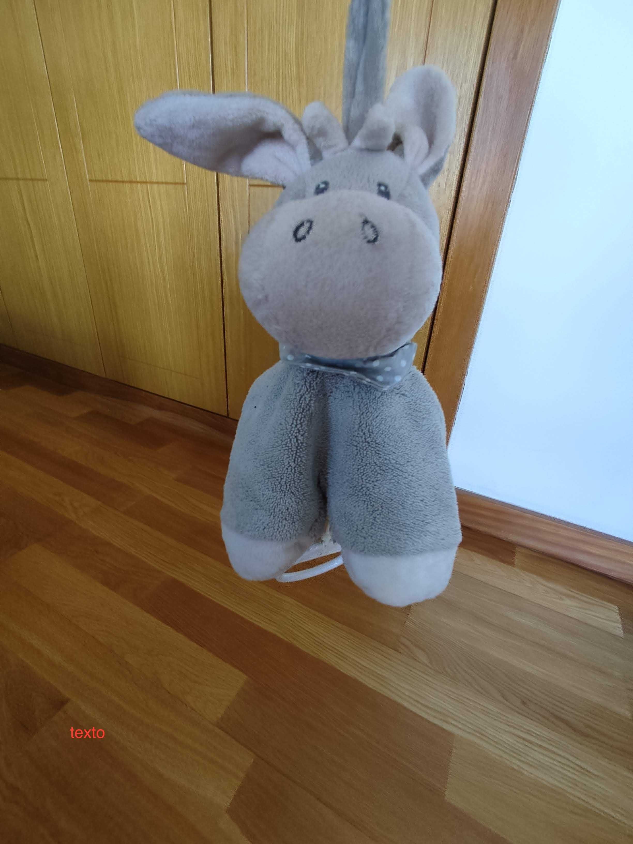 Peluche com música