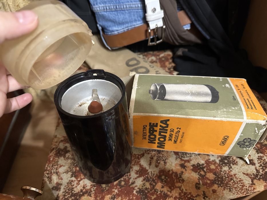 Кавомолка електрична