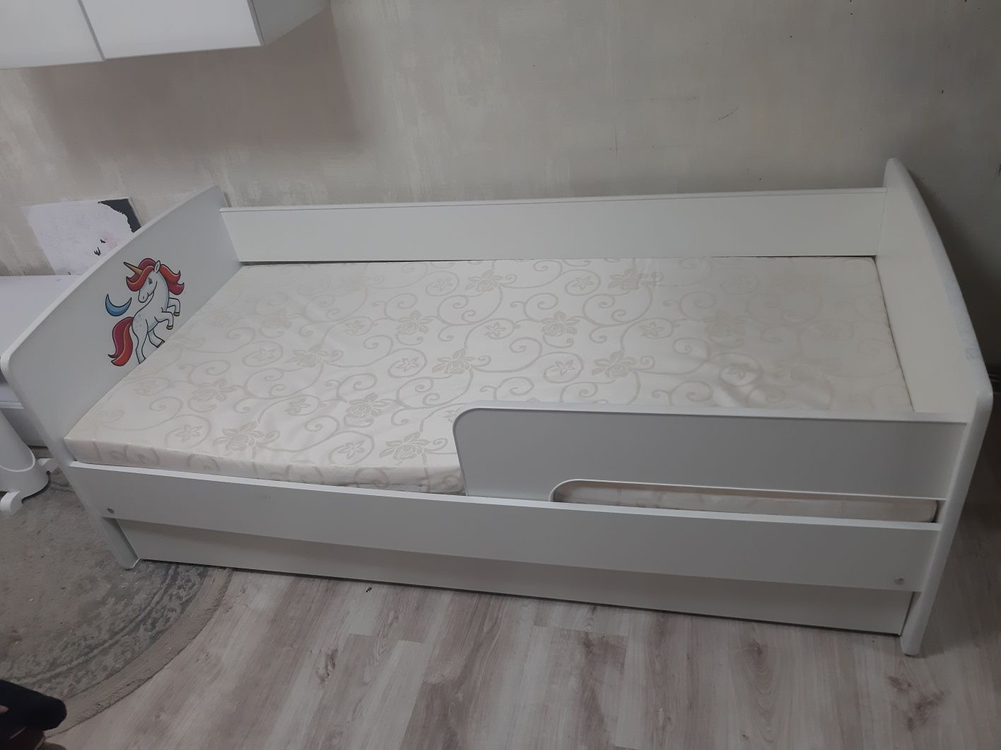 Детская кровать с 2,5 лет с матрасом