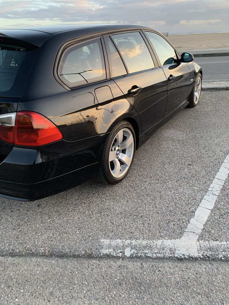 BMW 320d - Touring (177cv)