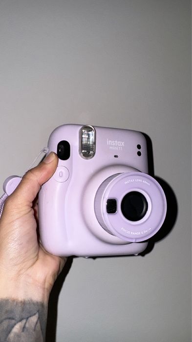 Máquina Fotográfica Instantânea FUJIFILM Instax Mini 11