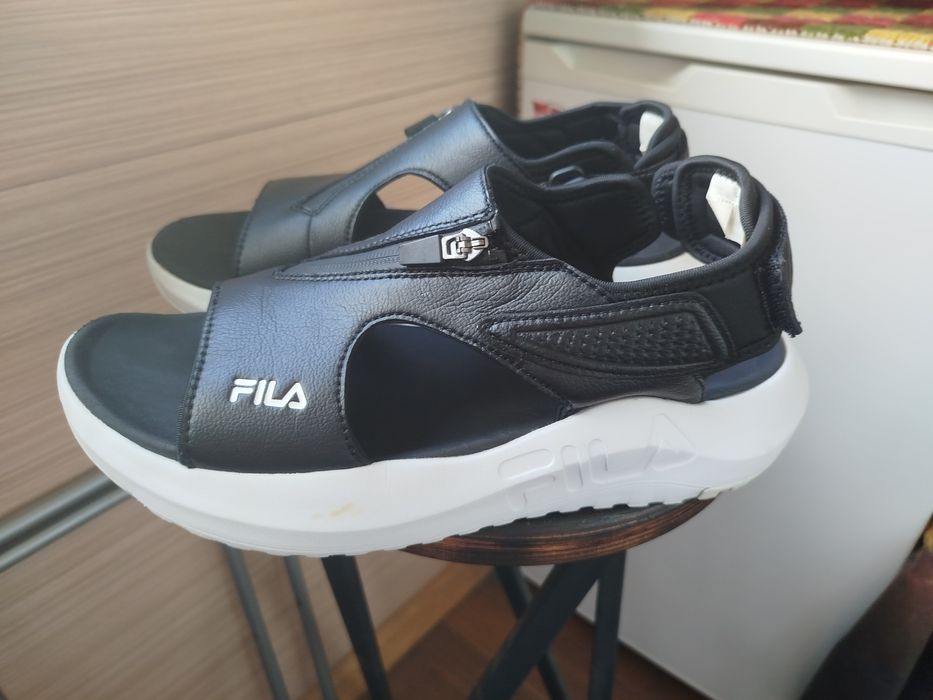 Босоніжки сандалії Fila Versus Sandals Cl 2.0  розмір 41+