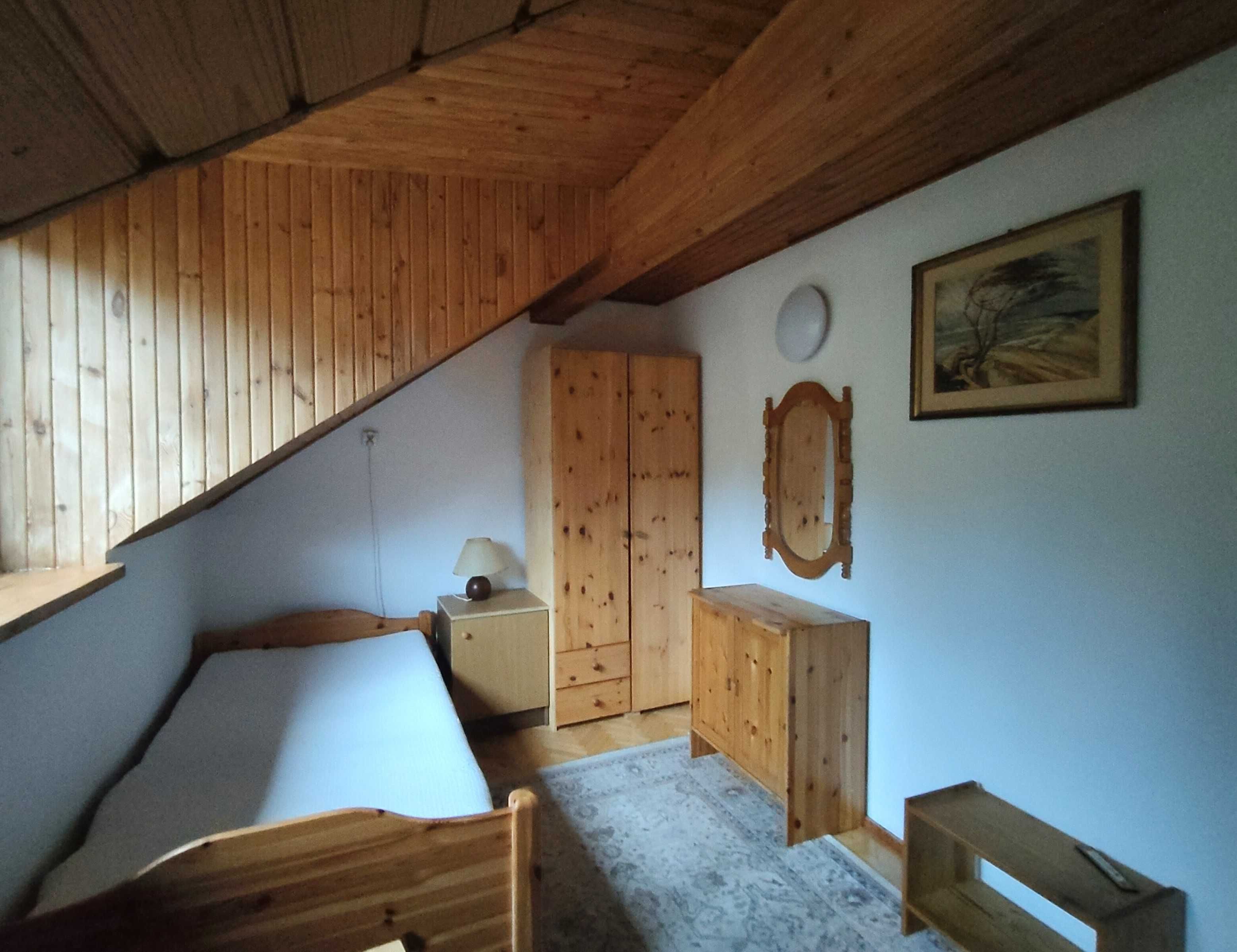 pokój na poddaszu