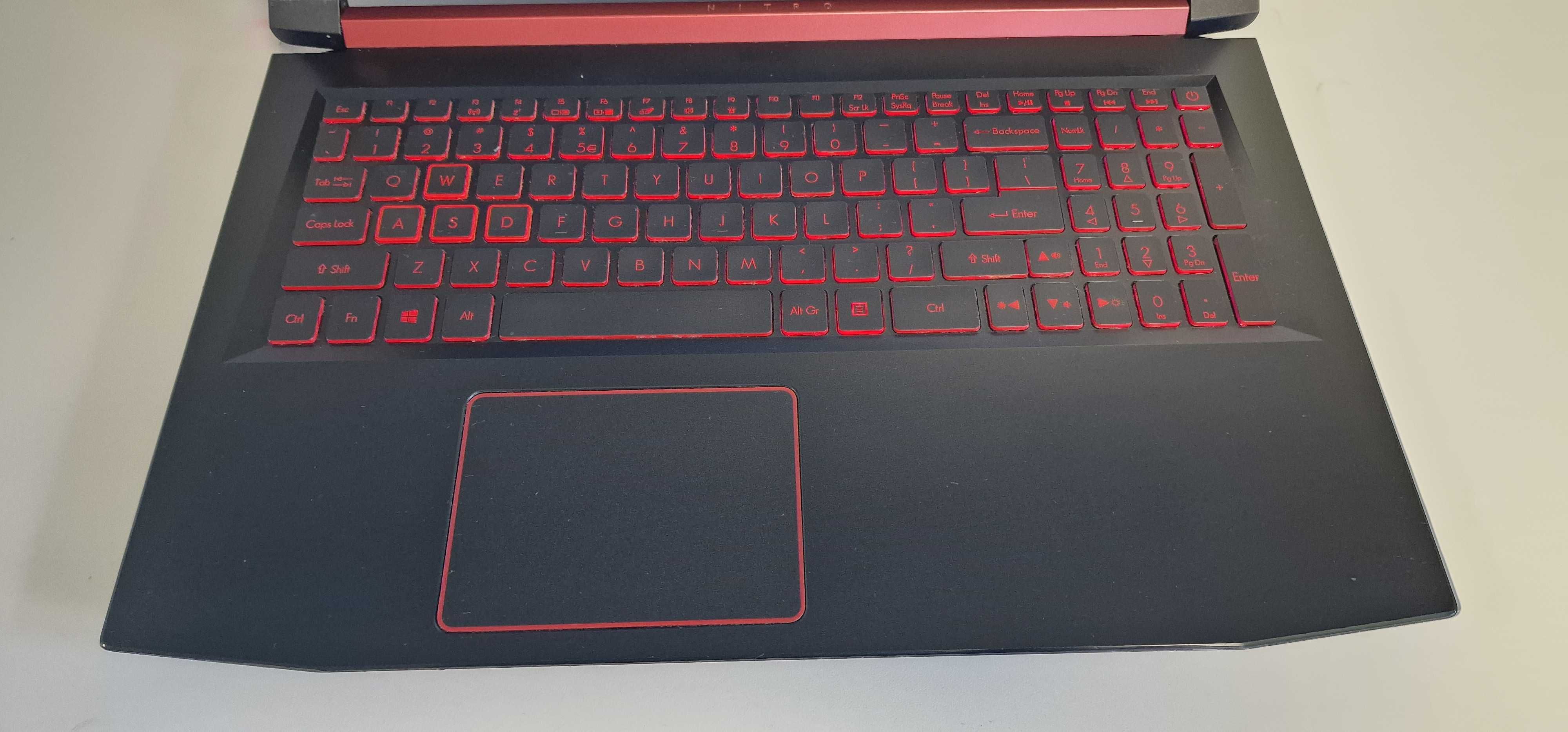 Acer Nitro AN515-31 i5-8250 / 8GB / SSD250 / MX150 GW FV