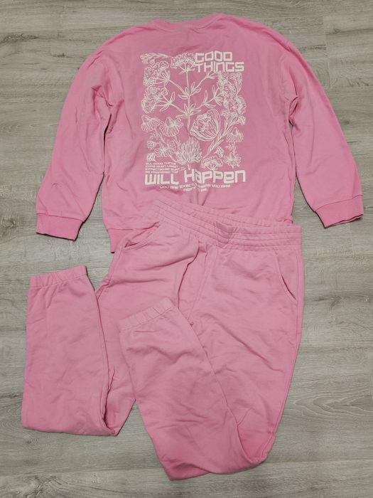 Спортивный костюм на девочку 11-12лет