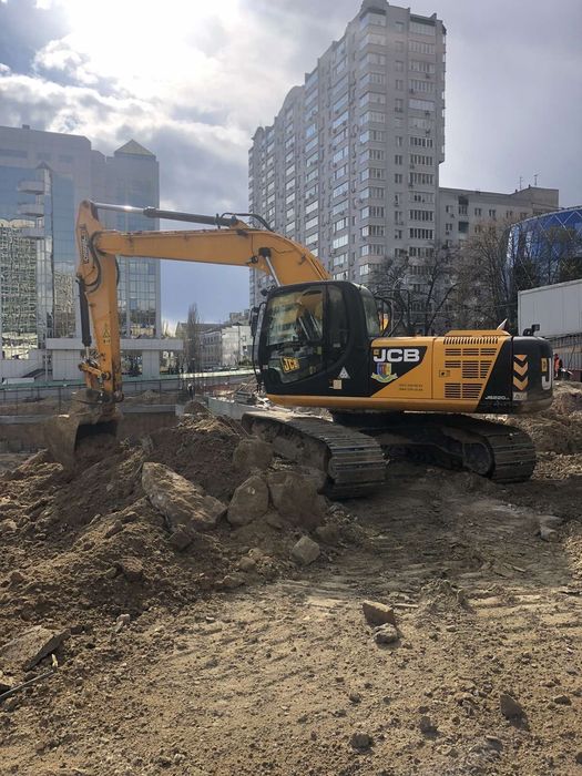 Аренда экскаватора 3сх.Вывоз мусора Вышгород