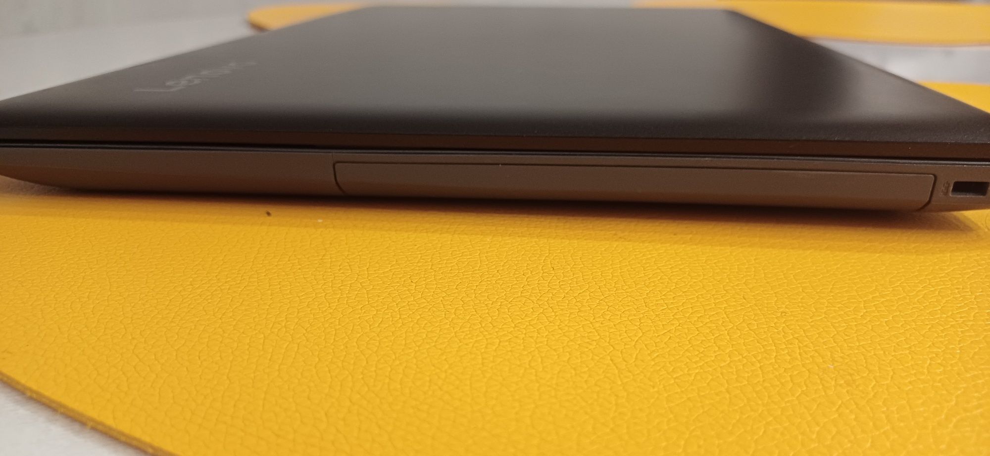 Ноутбук LENOVO IDEAPAD 320-15ISK у жоброму стані