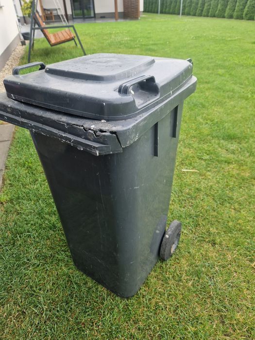 Pojemnik na śmieci Kosz kubeł 120l