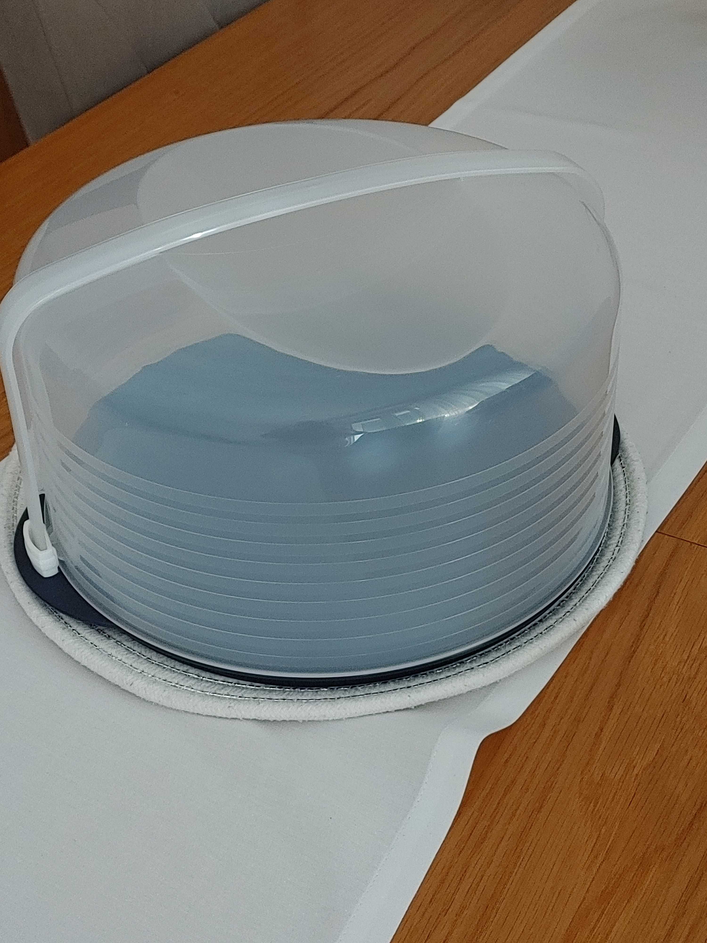 Tupperware pojemnik na tort