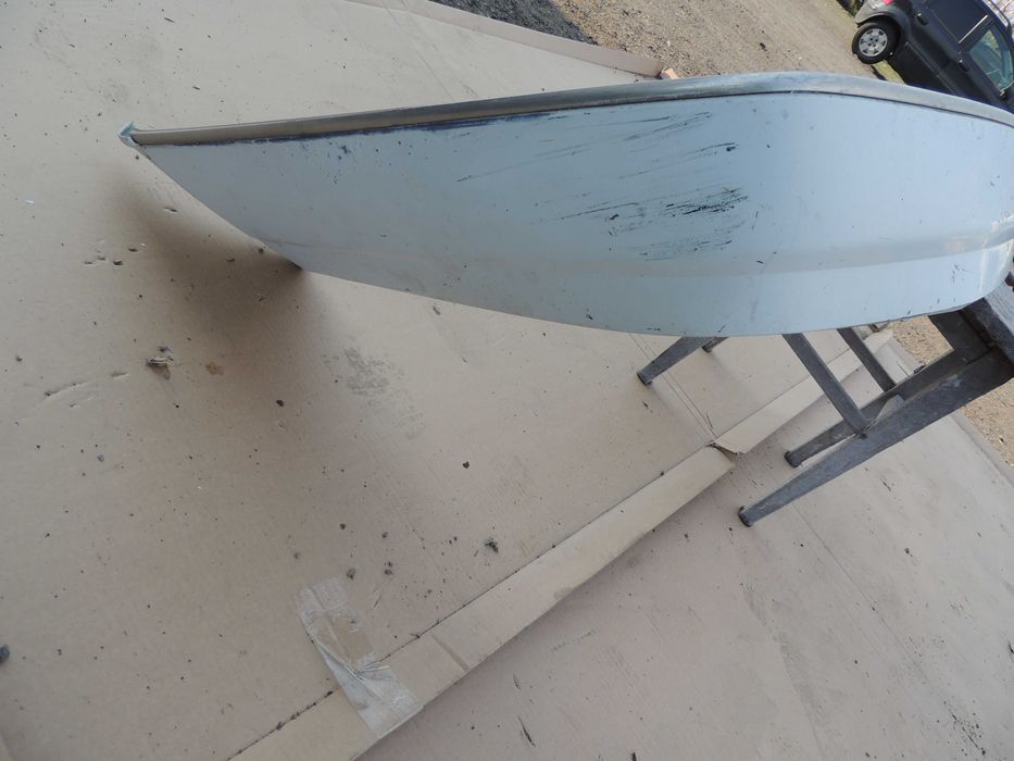 Zderzak tył tylny nakładka dokładka spoiler Opel Vectra A 88,89,90-95