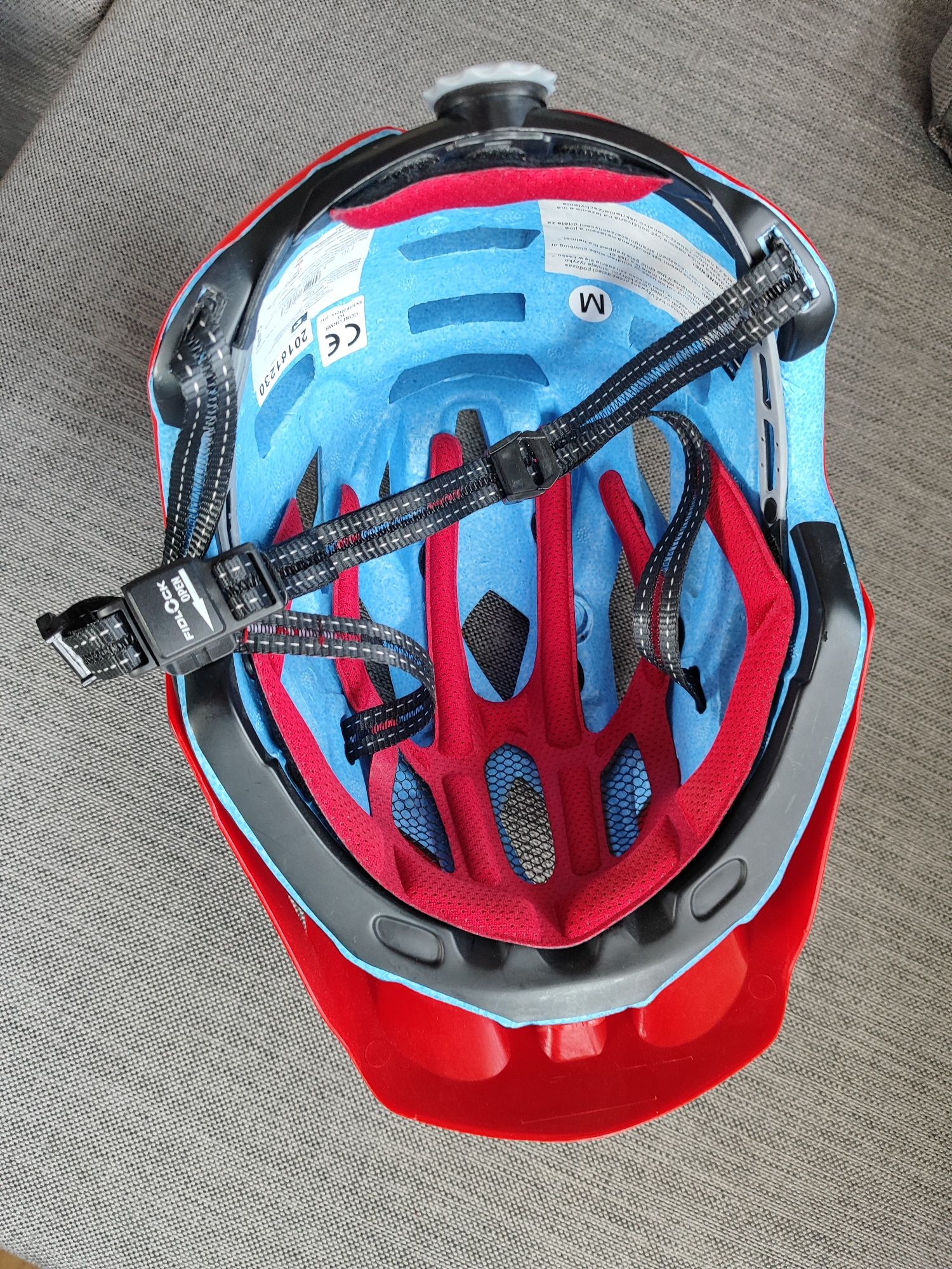 Kask rowerowy Bevisible (nowy)