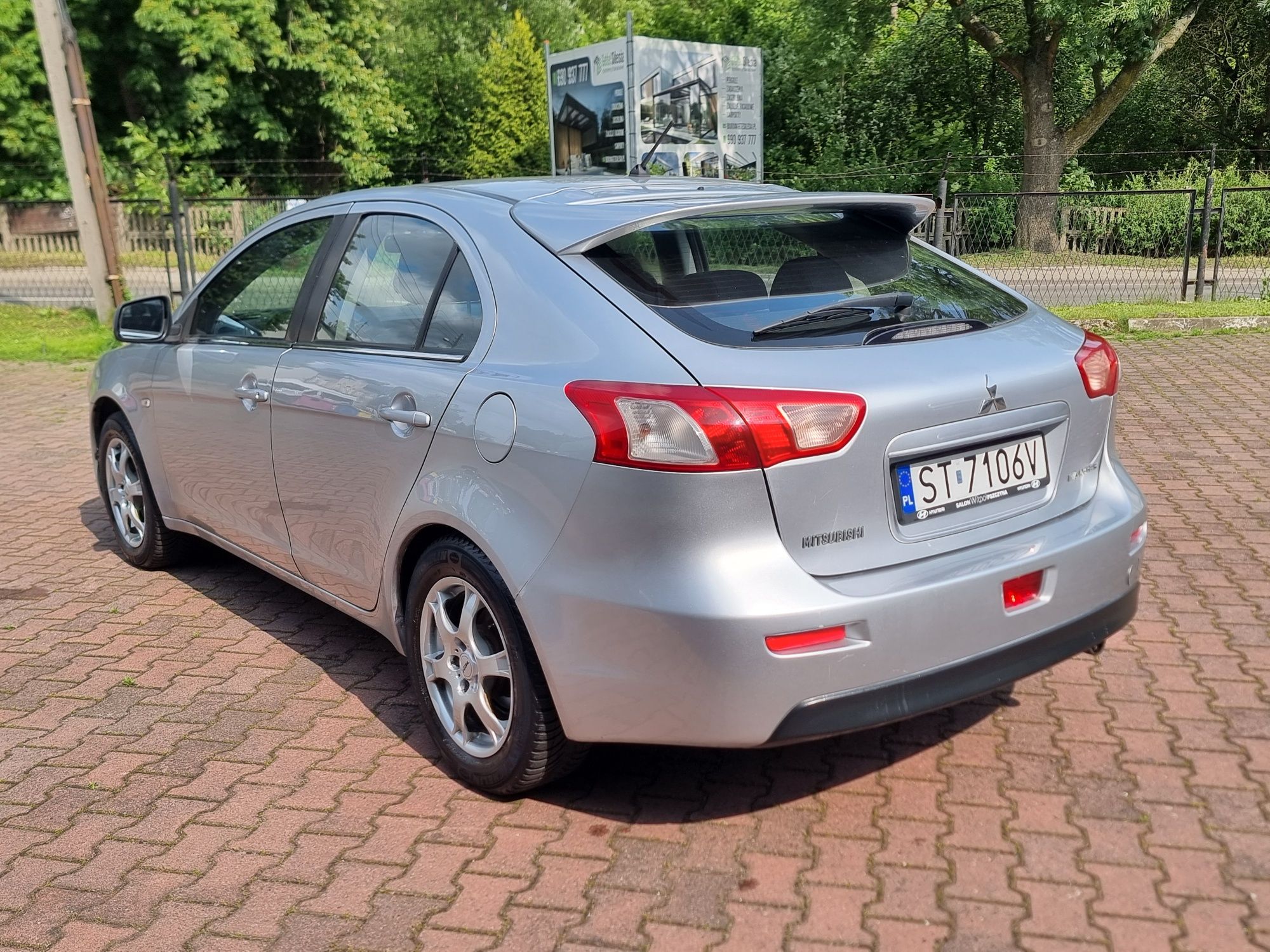 Mitsubishi Lancer VIII 2008r   1.8 Benzyna  *Nie zgnity *  W pełni spr