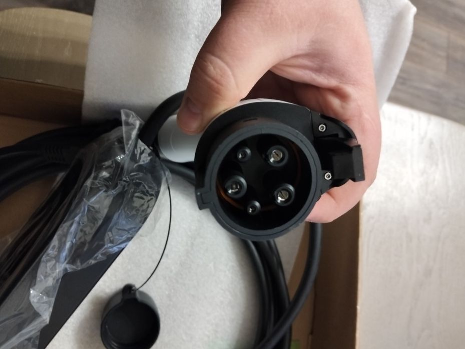 Зарядний пристрій (зарядка) 5м кабель Type1 Nissan Leaf, Chevrolet Bol