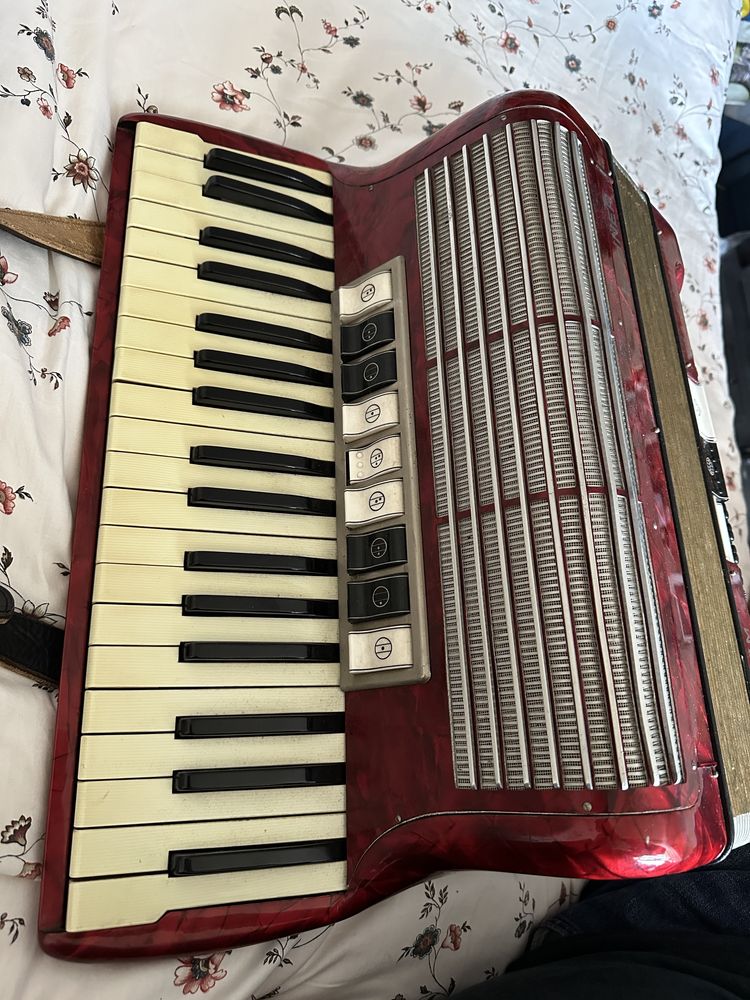 Akordeon Hohner Tango 2m - stan bardzo dobry!