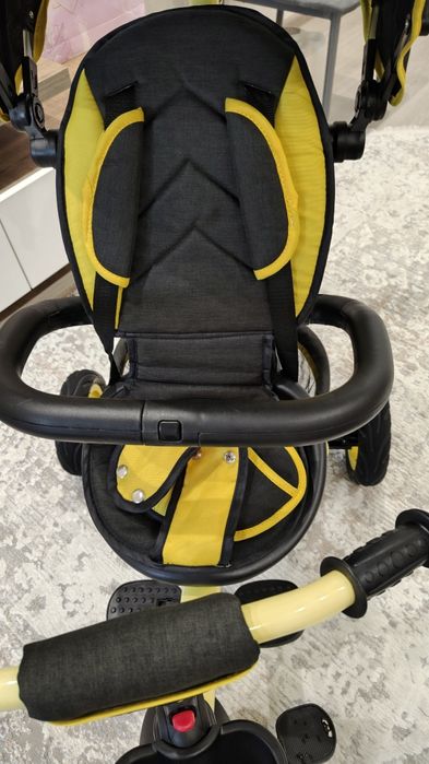 Продам детский велосипед трёх колесный ,был в использовании 1 год.