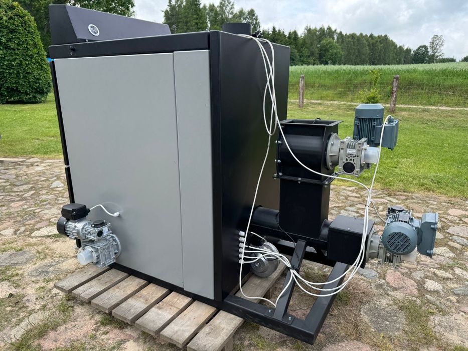 Kocioł piec na trociny, zrebki drzewne. 20-150kW.