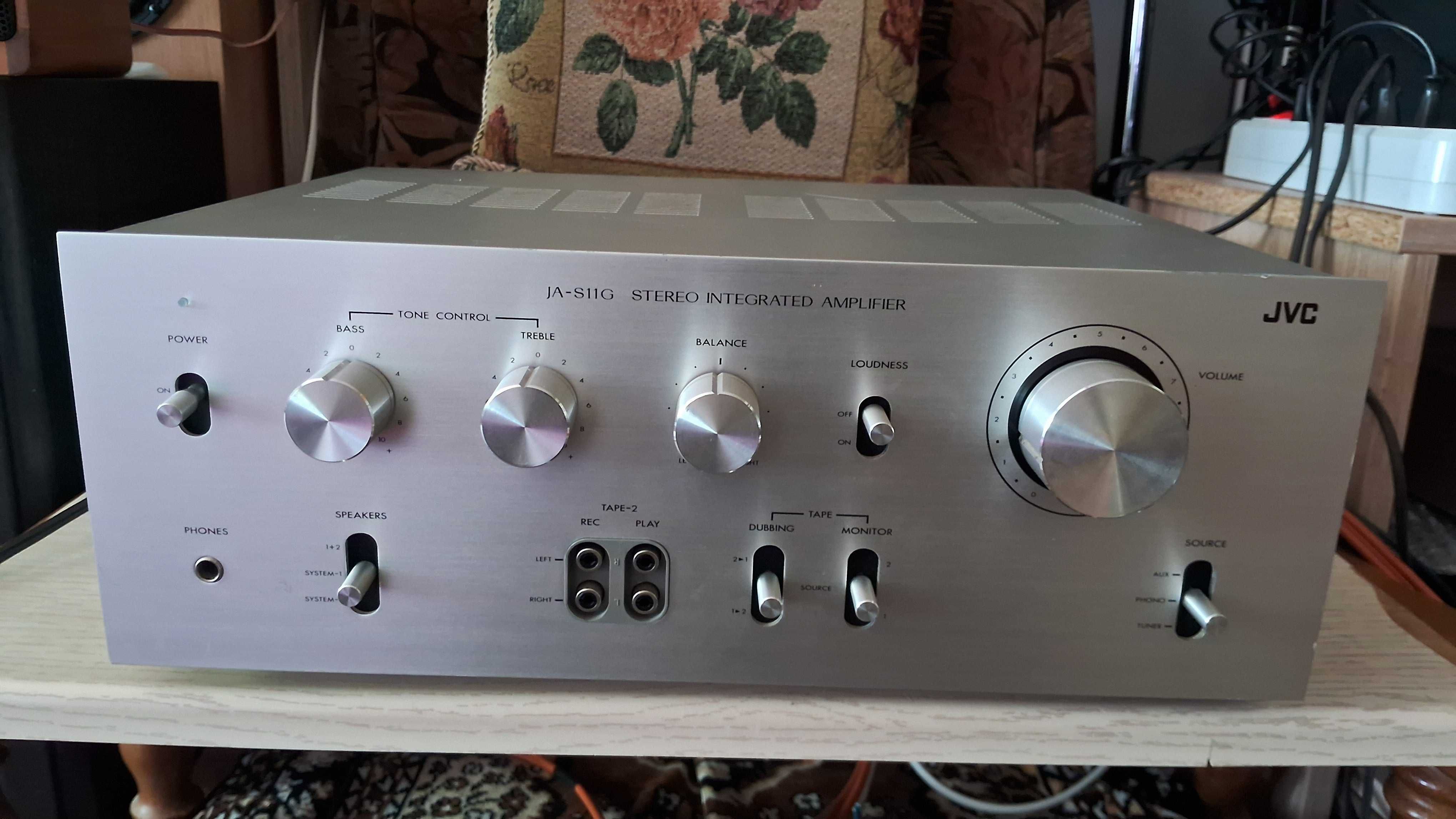 підсилювач JVC JA-S 11 Integrated amplifier 4 Oм: 2x 50Вт Made Japan