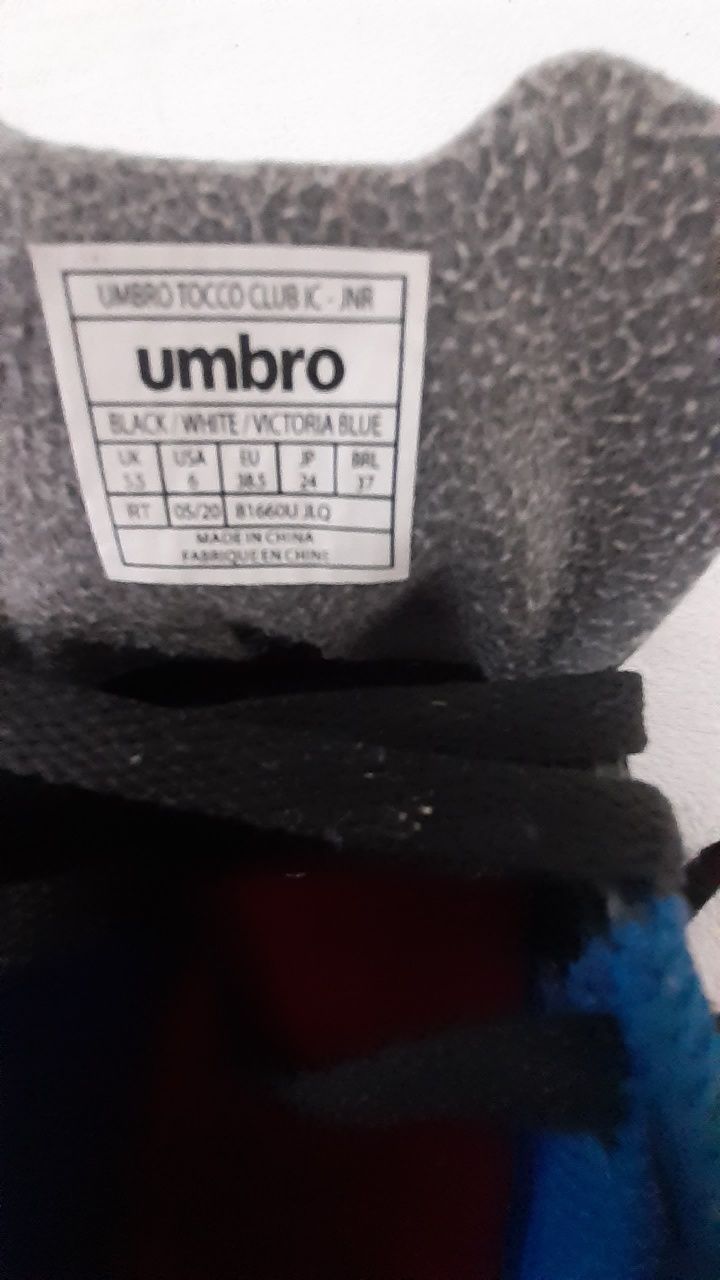 Halówki umbro  r.38.5