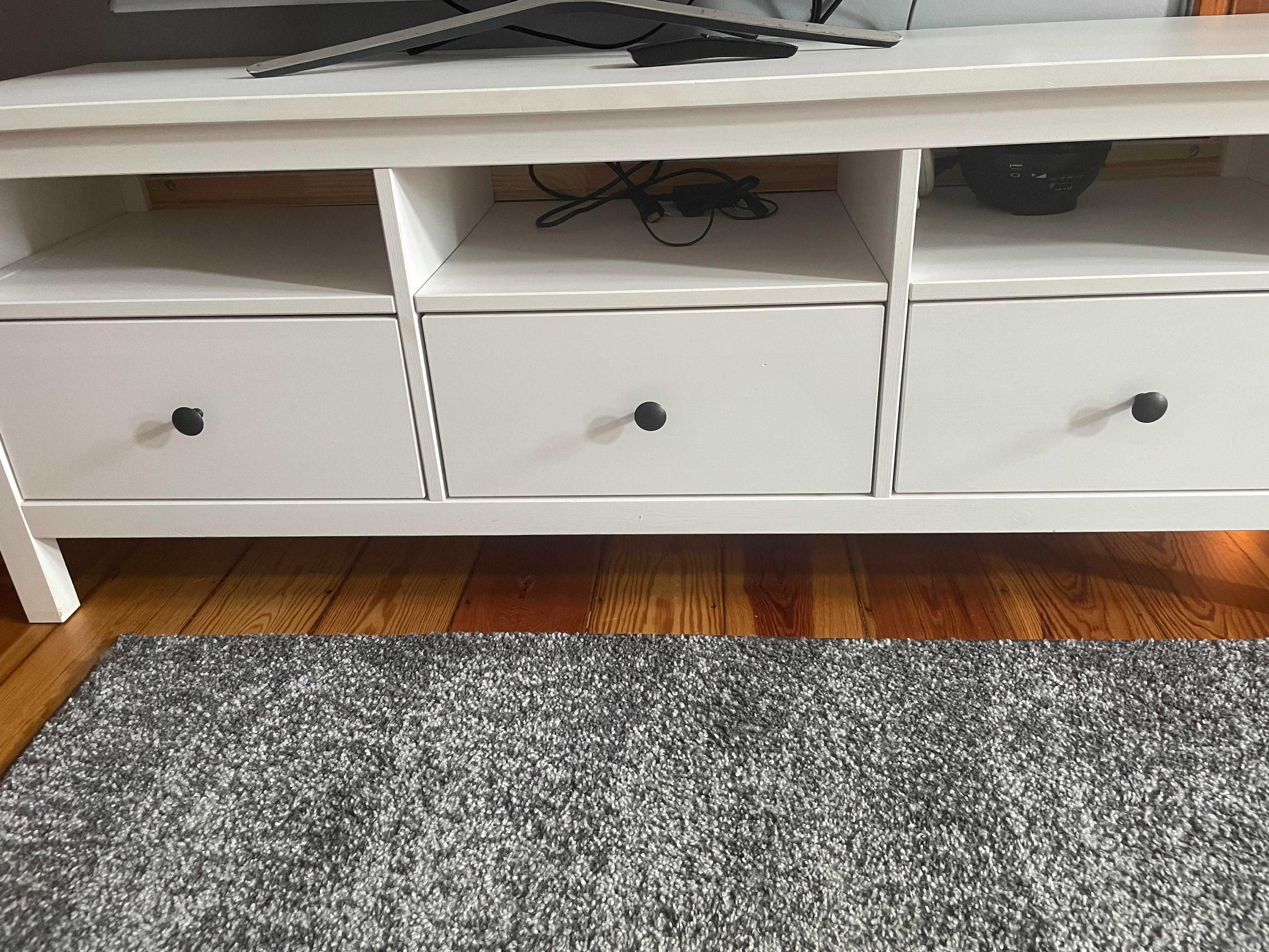 szafka pod telewizor IKea