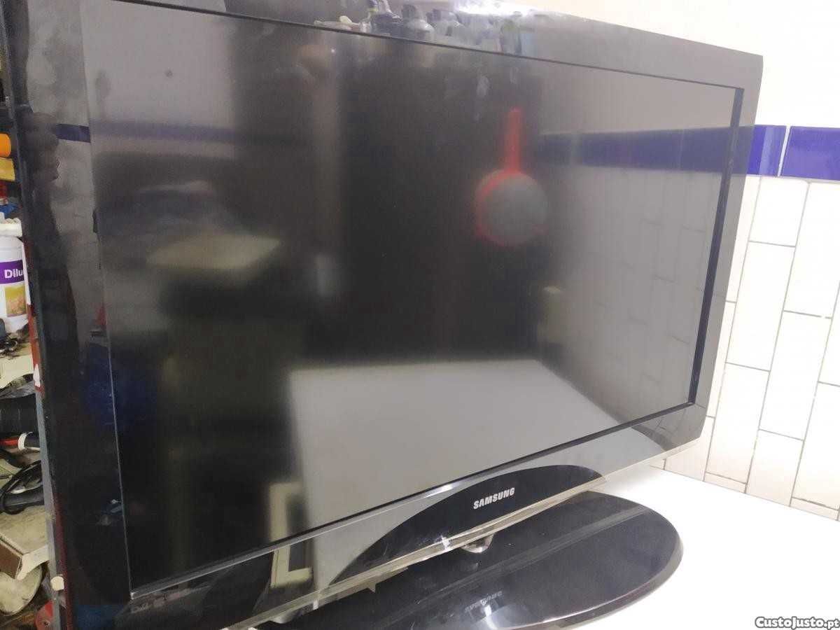 Tv Lcd samsung 37", para reparar ou peças