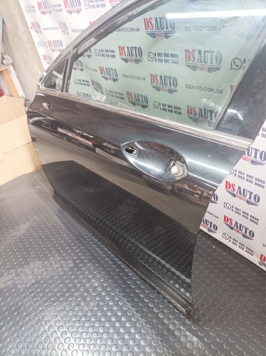 Дверь передняя левая Lincoln MKZ UH цвет