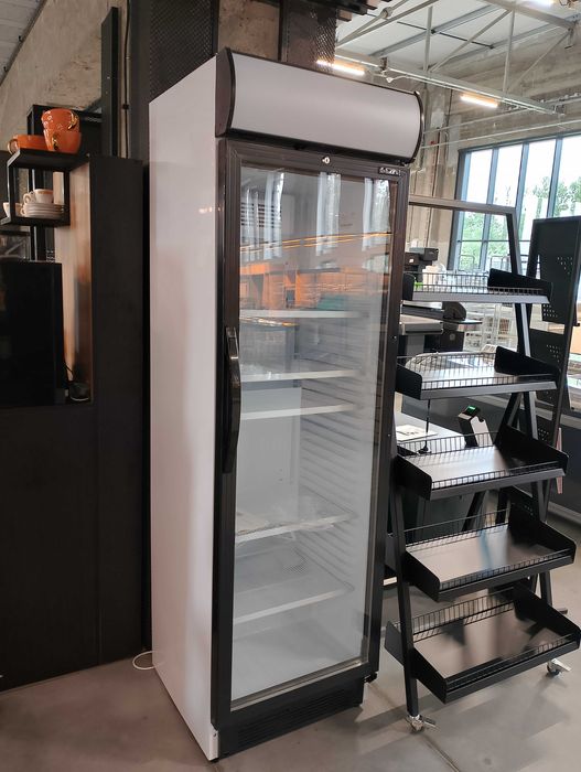 Lodówka witryna Tefcold , chłodziarka, szafa chłodnicza