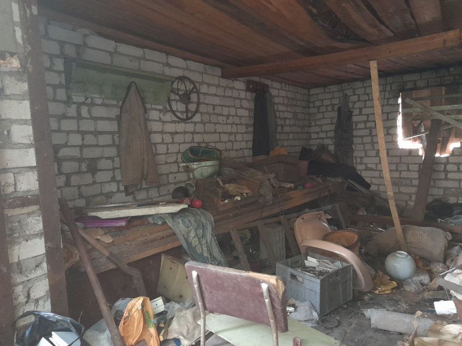 Продаю гараж можна на розбір.